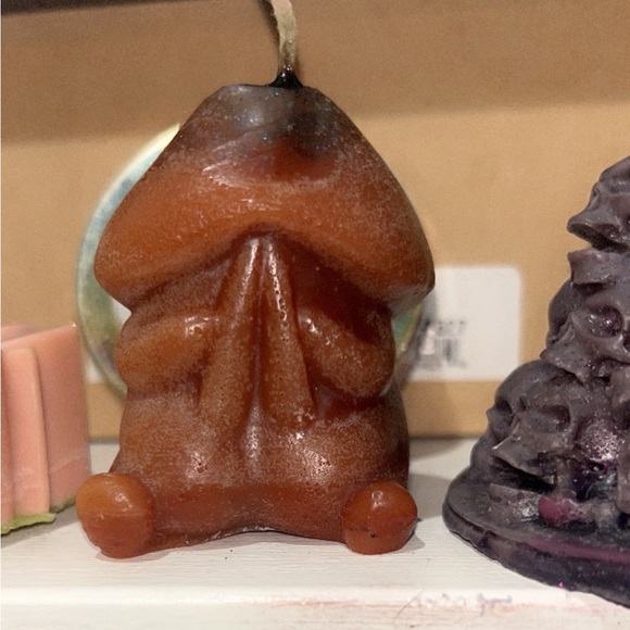 Lavender scented candles I call this the chode and it comes in different colors - Picture 2 of 2